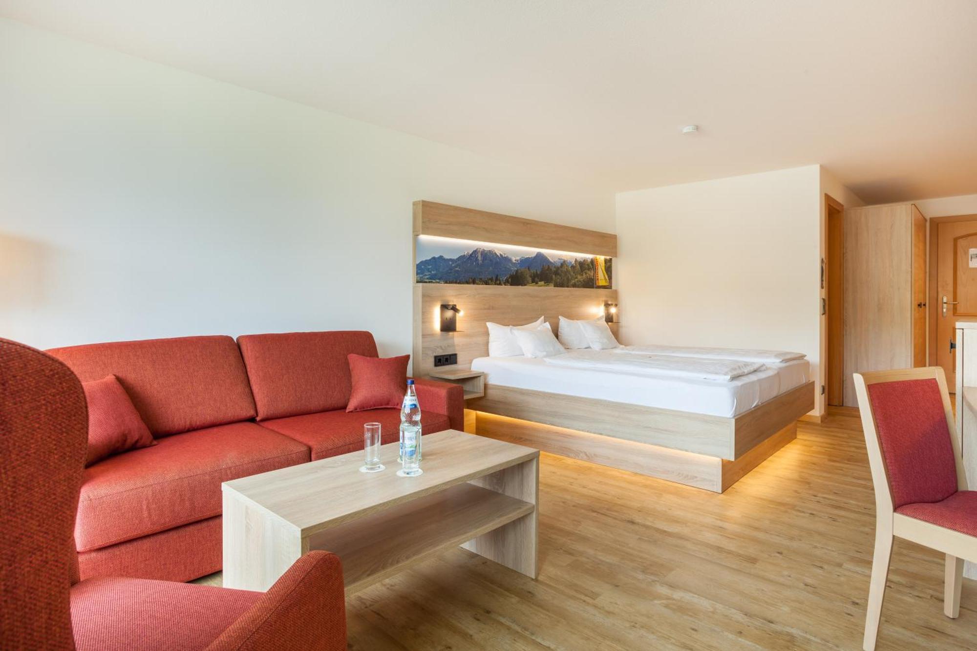 Ringhotel Nebelhornblick Oberstdorf Exterior photo